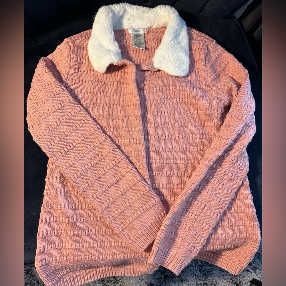 Max Studio pink cardigan with faux fur